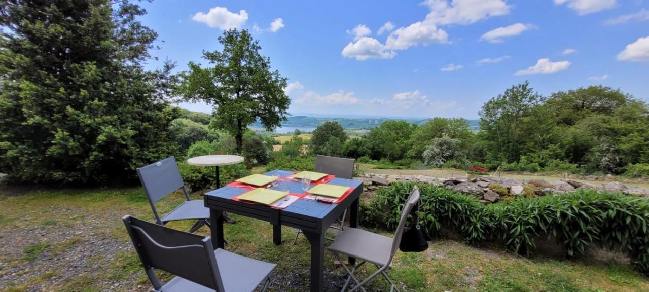 Gite A La Tour De Peyrebrune Alrance Exterior photo